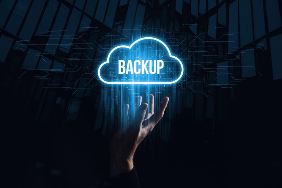 How do I automatically backup SQL database?